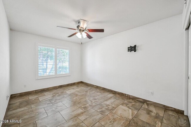 Building Photo - 4627 E White Aster St