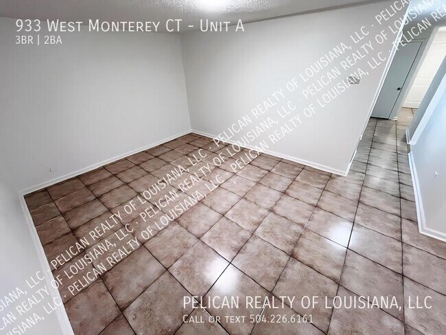 Building Photo - 933 Monterey Ct S