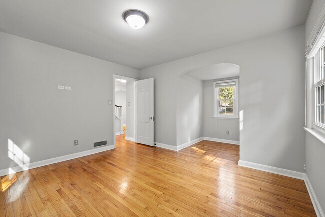 Building Photo - 181 Amazon Pl