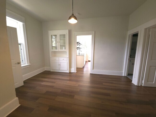 Building Photo - 2473 20th St