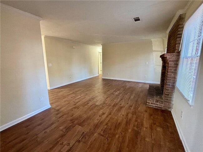 Building Photo - 1579 Harbins Rd NW