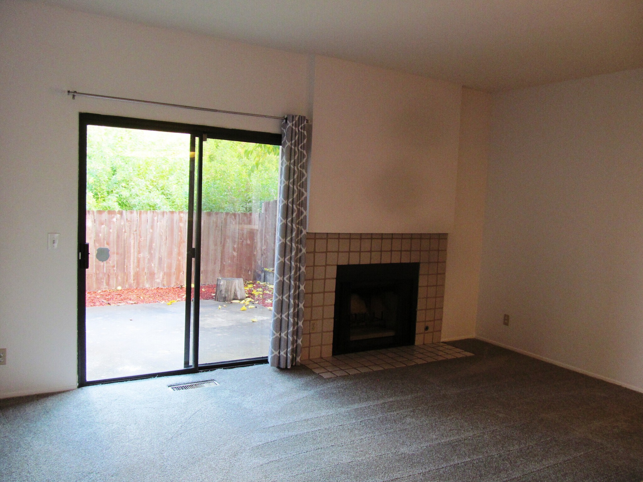 Family Room - 11422 Madera Rosa Way