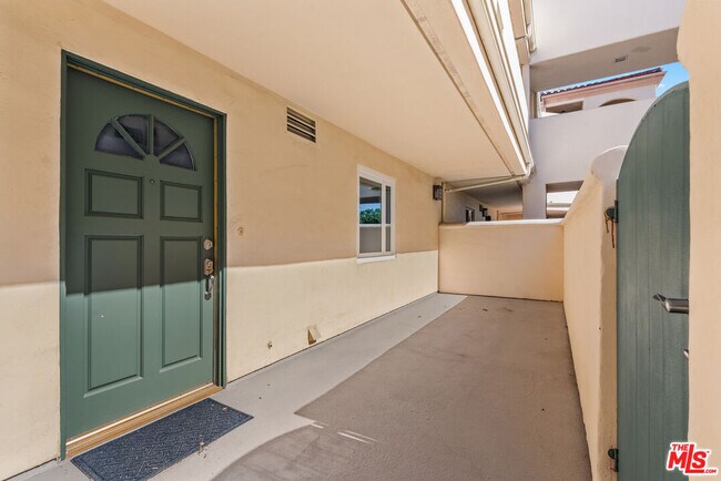 Building Photo - 5500 Torrance Blvd