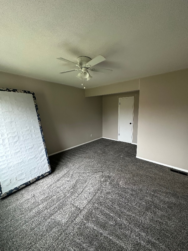 Building Photo - 2133 Quail Creek Dr