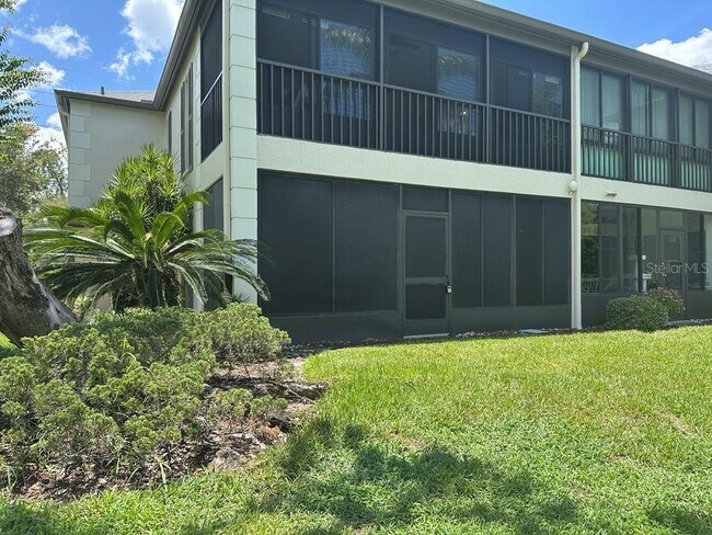 Building Photo - 13046 Village Chase Cir