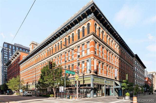 Building Photo - 1555 California St