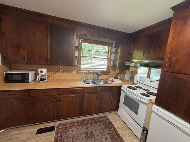 Building Photo - 2619 Church Creek Dr