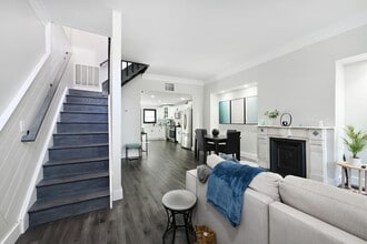 Building Photo - 49A South St