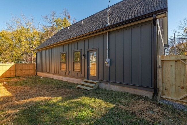 Building Photo - NEW CONSTRUCTION! Old Hickory