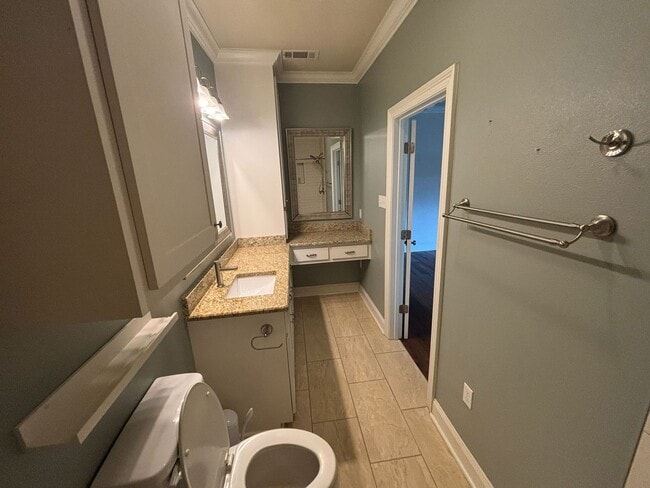 Building Photo - 5066 Myrtle Trail Dr