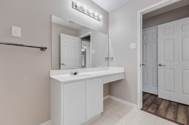 Building Photo - 3114 Maryfield Ln