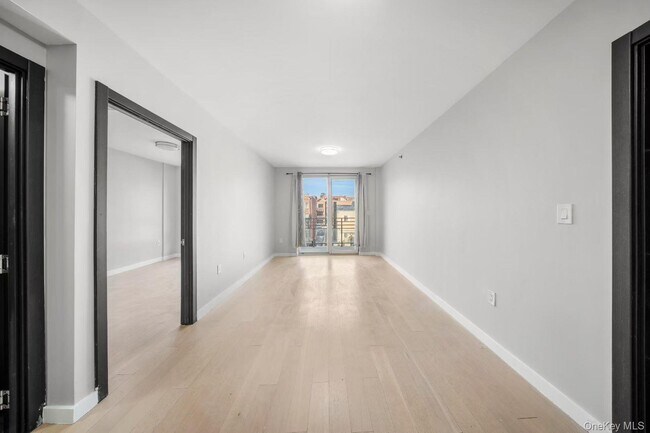Building Photo - 70-09 45th Ave
