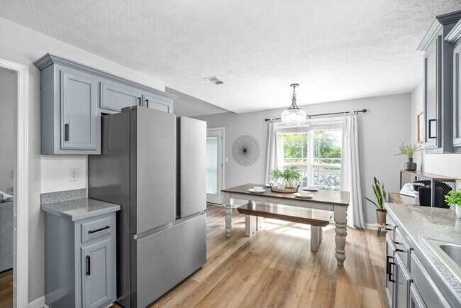 Building Photo - Gorgeous 3 Bedroom 2.5 Bath Home For Rent!!!