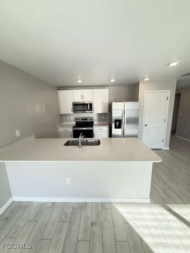 Building Photo - 5019 Moon Ln