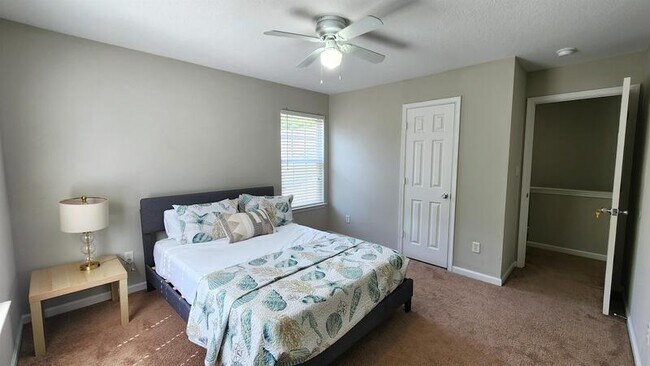 Building Photo - 440 Garcia Dr