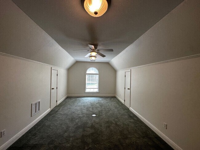 Building Photo - 361 Remington Run Way