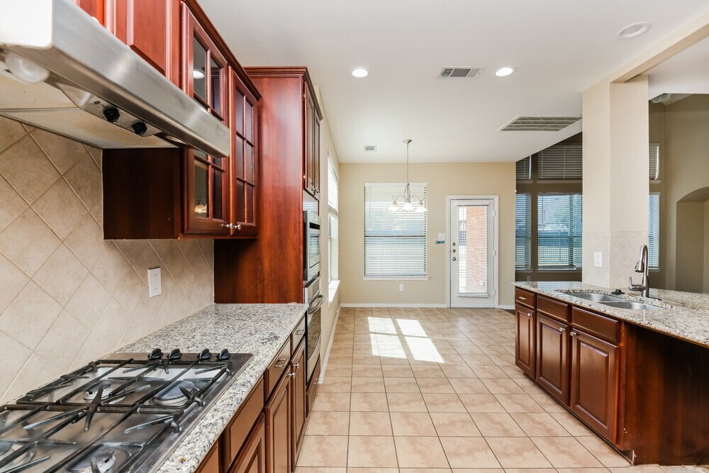 Building Photo - 12701 Campolina Way