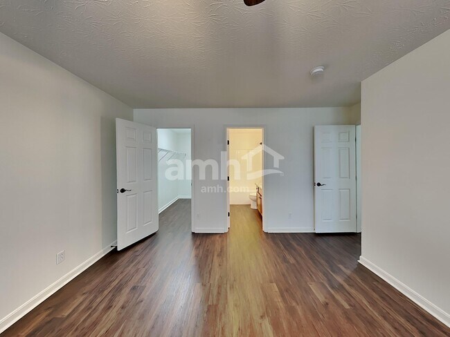 Building Photo - 1178 Edgewater Way