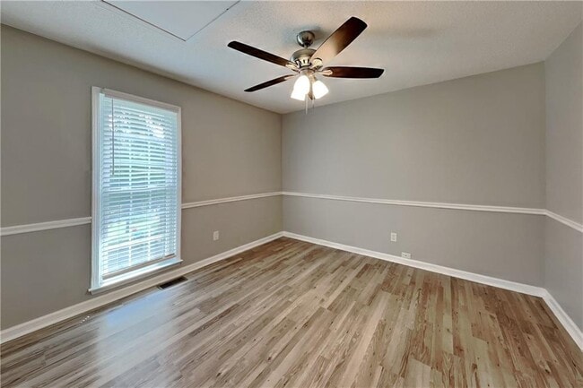 Building Photo - 3912 Sharpel Ln NW