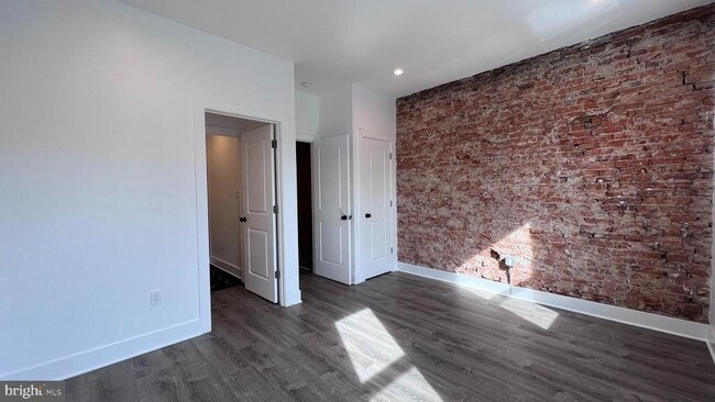 Building Photo - 1424 S 22nd St