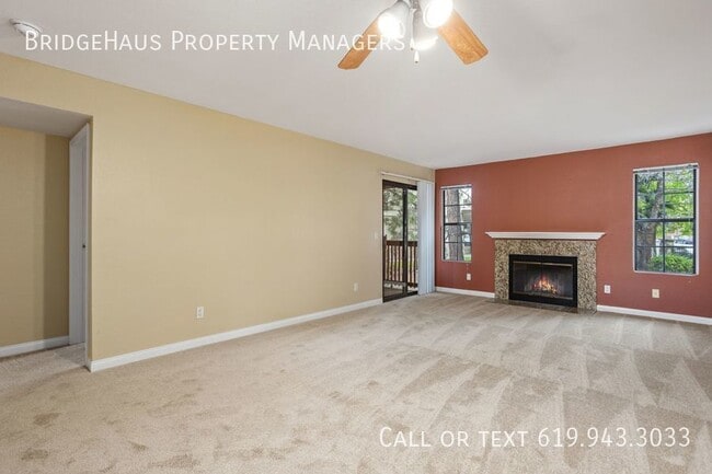 Building Photo - 12063 Alta Carmel Ct