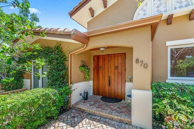 Building Photo - 870 NW 7th St