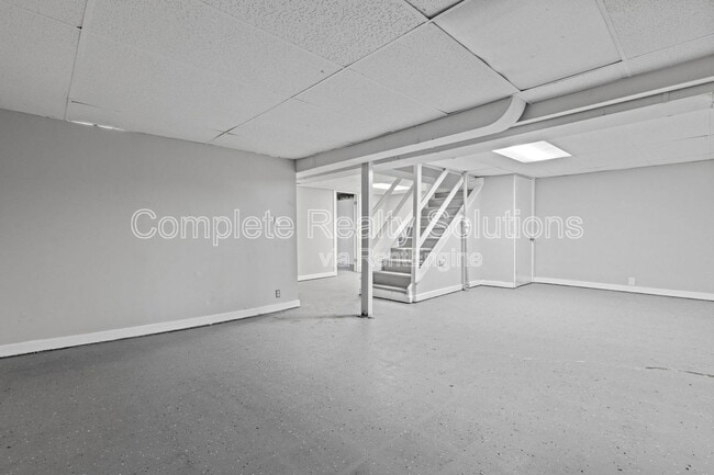 Building Photo - 4232 Smithfield Pl