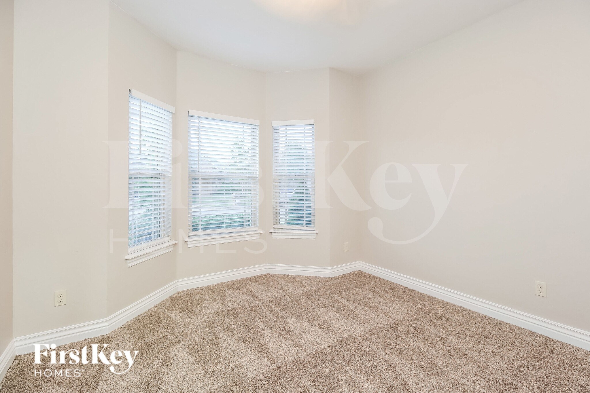 Building Photo - 8428 NW 143rd Terrace