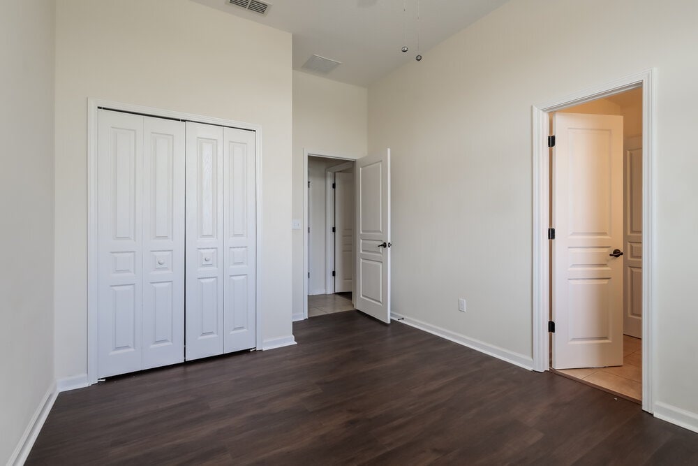 Building Photo - 1709 N Cappero Dr