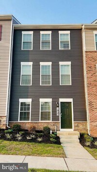 Building Photo - 1927 Fauna Dr