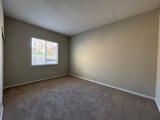 Building Photo - 9337 Oreo Ranch Cir