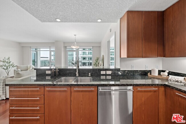 Building Photo - 3141 Michelson Dr