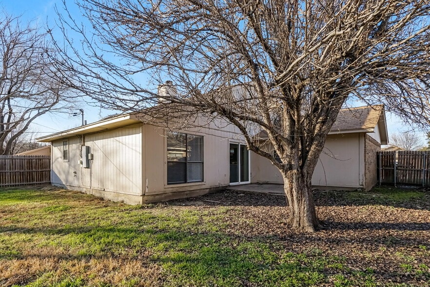 Building Photo - 416 Rifleman Trail