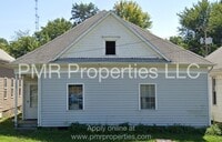 Building Photo - 3 Bedrooms / 1 Bathroom House