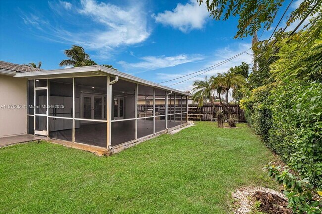 Building Photo - 20525 Highland Lakes Blvd