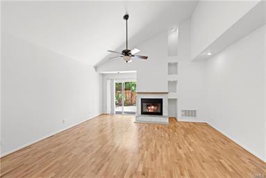 Building Photo - 1587 Catalina St