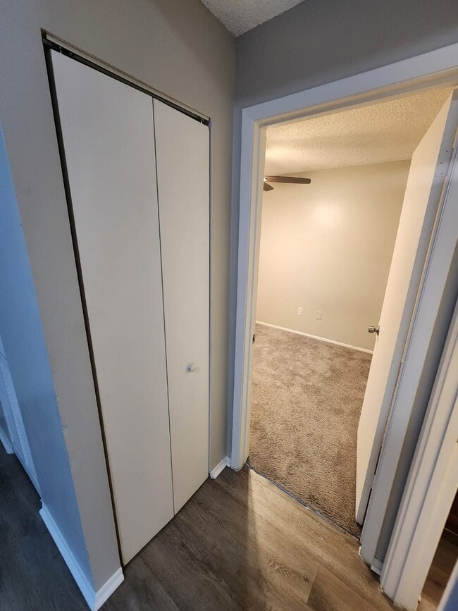 Building Photo - 5140 La Mancha Ct