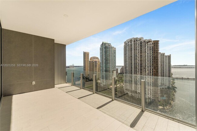 Building Photo - 300 Biscayne Blvd Way