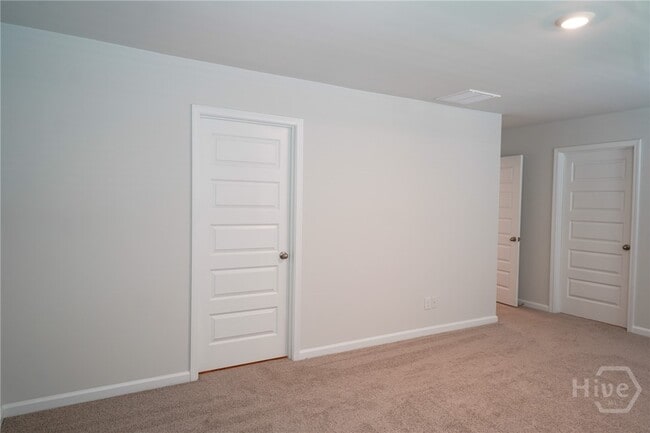 Building Photo - 139 Painted Lady Lp