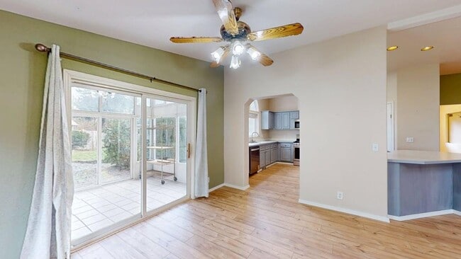 Building Photo - Wake up just steps from Penn Cove with space to spread out, store your boat, and fully enjoy Whid...