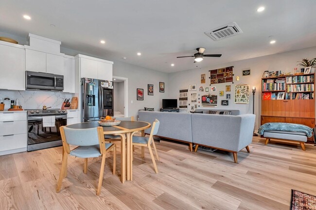 Building Photo - Fresh and Modern 1BD/1BA Upstairs ADU Near Downtown Livermore!