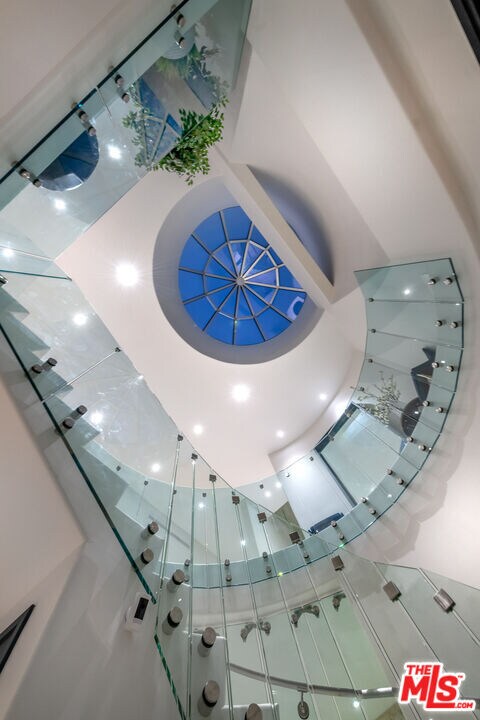 Building Photo - 4533 Estrondo Dr