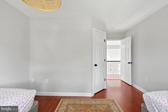 Building Photo - 9255 Bowers Brook Pl