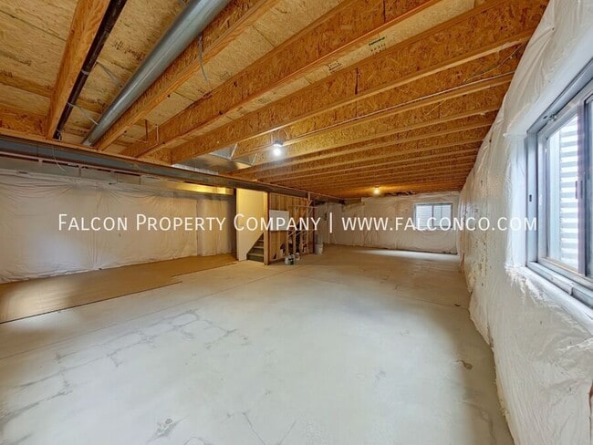 Building Photo - 7150 Grand Prairie Dr