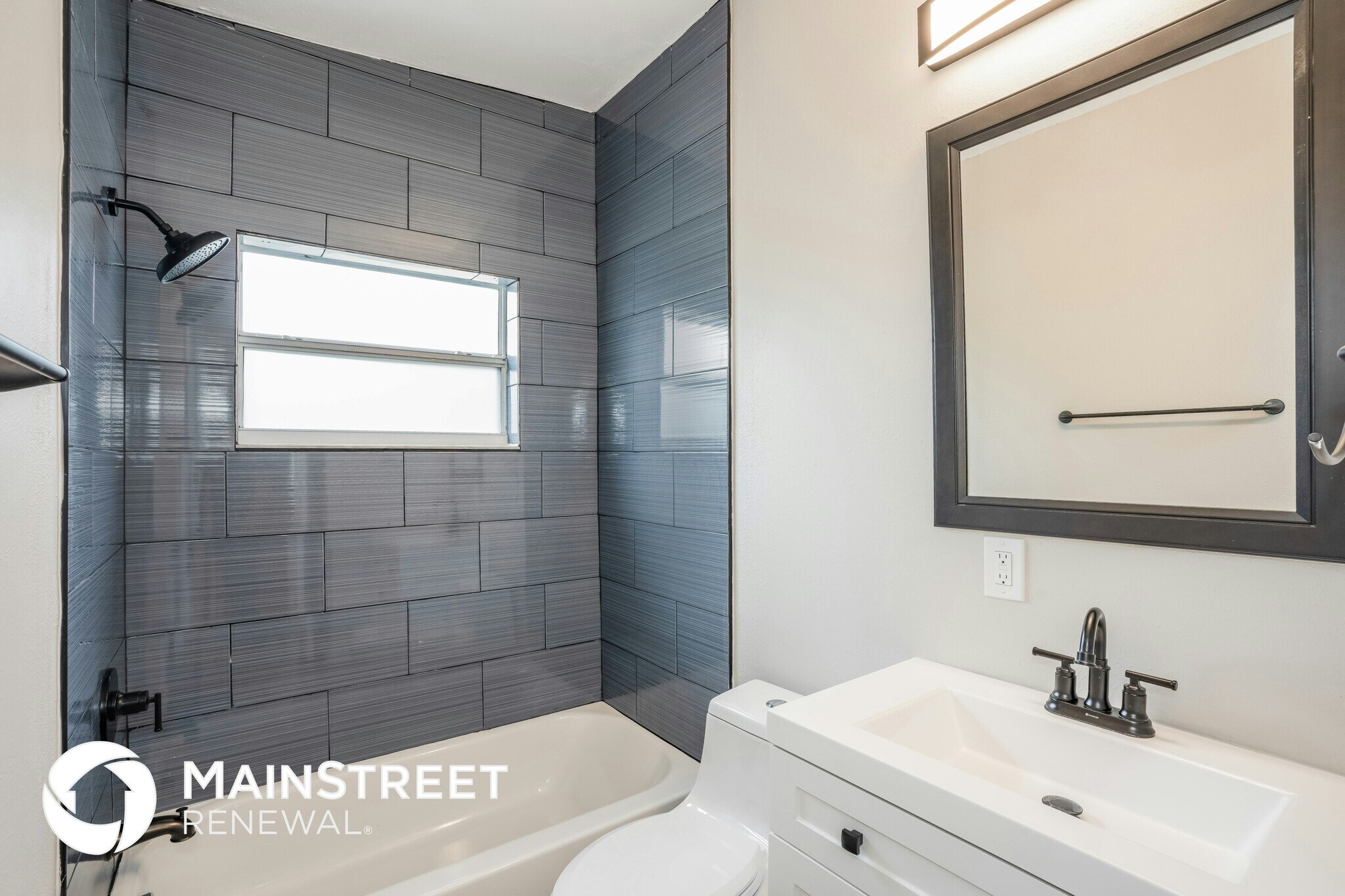 Building Photo - 8716 78th Pl