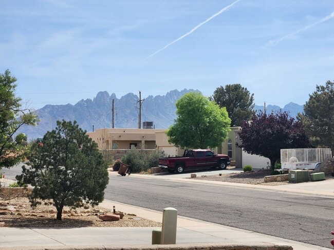 Building Photo - 5859 Habanero Dr