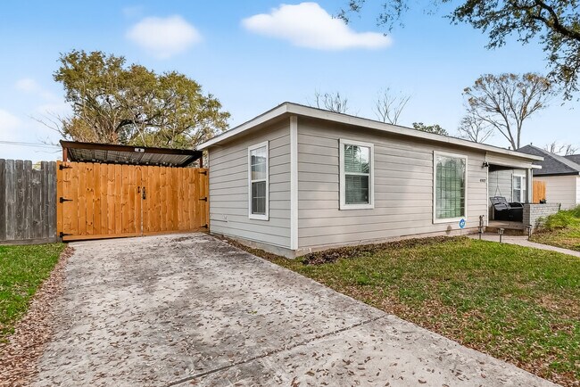 Building Photo - 4907 Marietta Ln