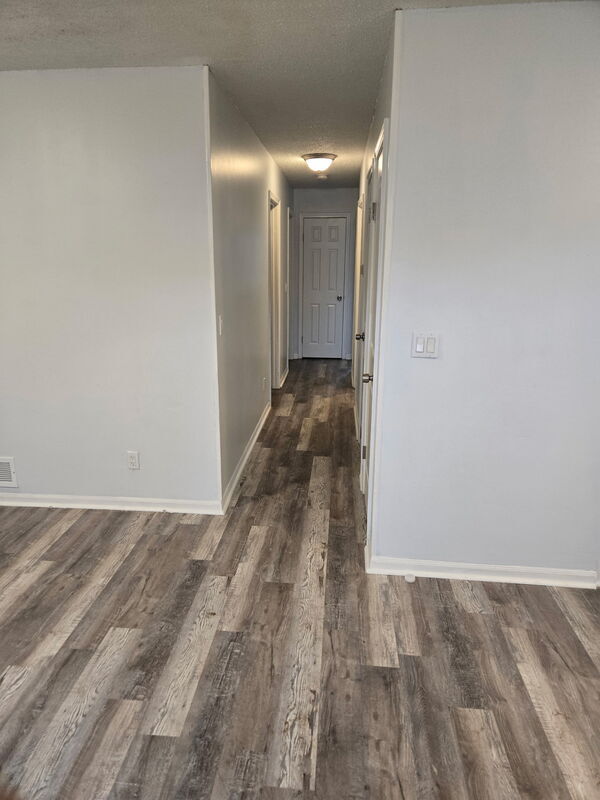 Building Photo - 1861 E 78th St