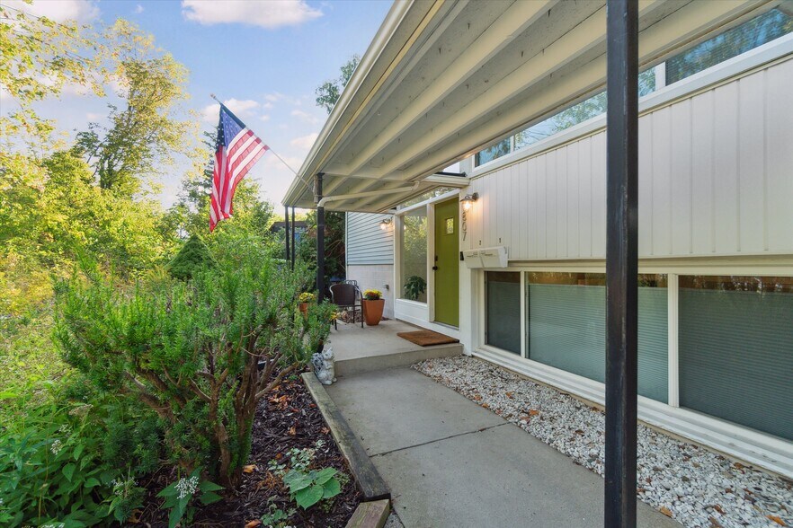 Building Photo - 1807 Fair St