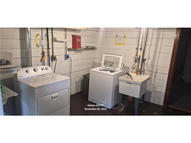 Building Photo - 4840 Upton Ave S